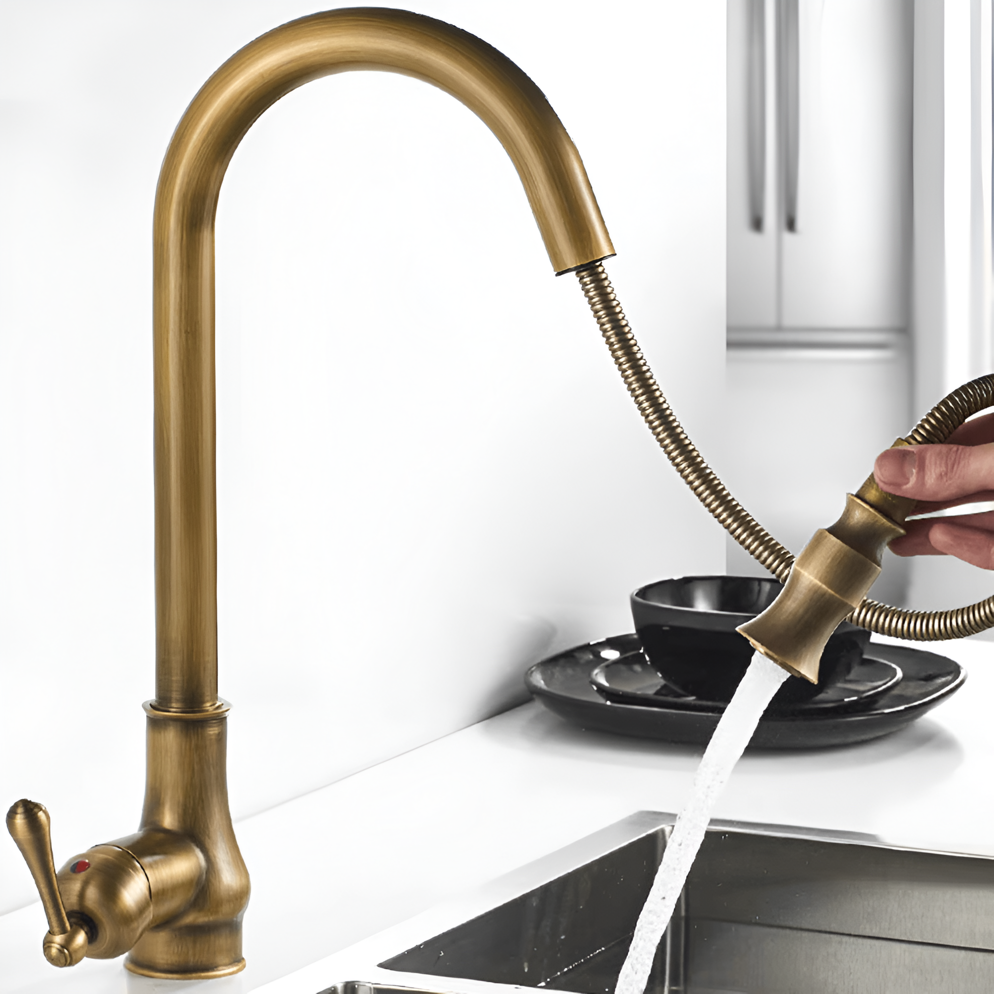 Dintel - Antique Brass Pull-Out Kitchen Faucet